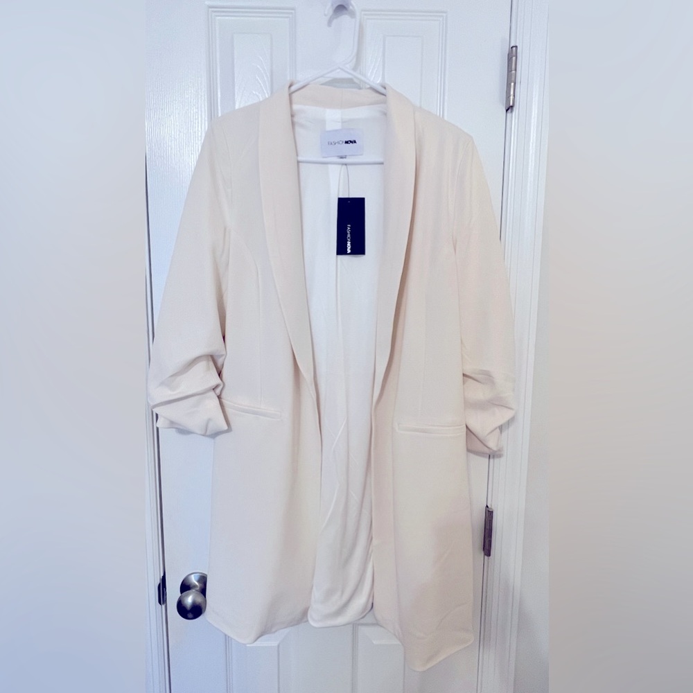 Fashion Nova pant suit, size large